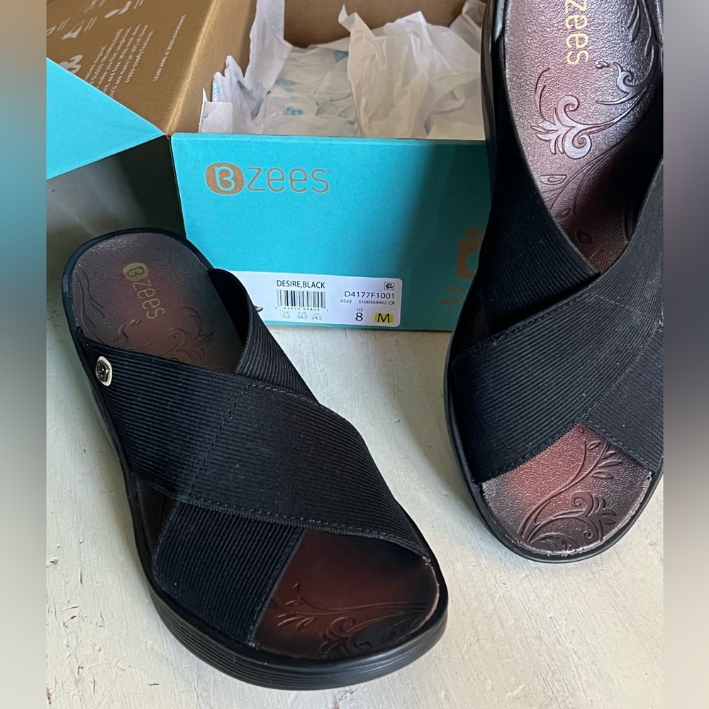 Bzess Desire black sandals